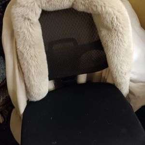 Cashmere and fur wrap/shawl